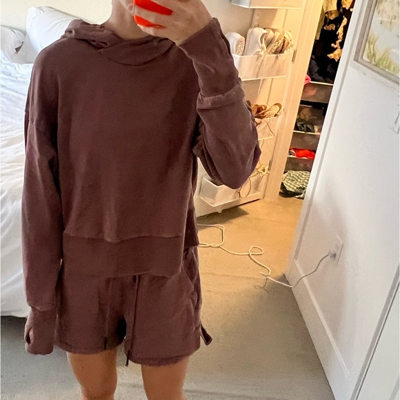 Target sweatsuit shorts - Picture 2 of 2